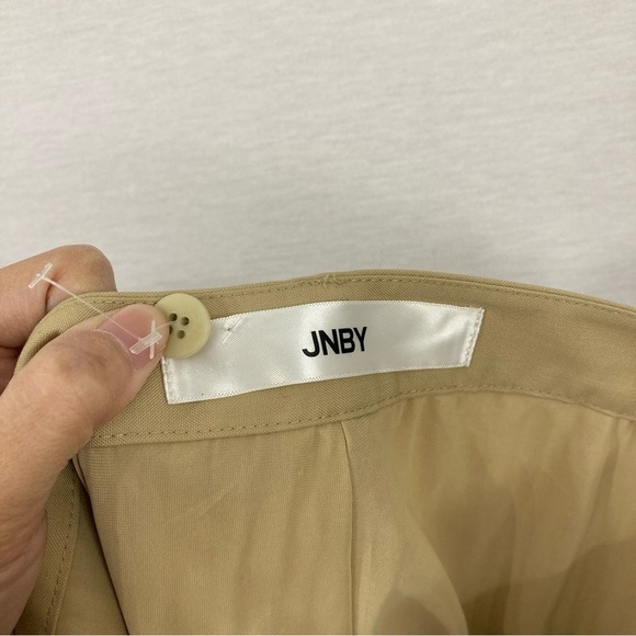 JNBY Camel/Tan Wool Blend Textured Slim Pants size Small - Picture 2 of 10